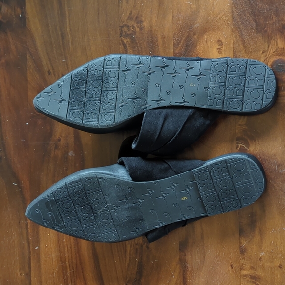 Black flat mules BC size 9 - Picture 3 of 5